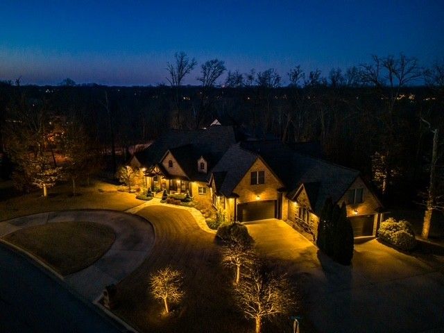 1453 Le Chesnay Drive, Centerton, AR 72719