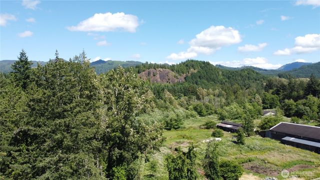 24693 Homewood Lane, Mount Vernon, WA 98274