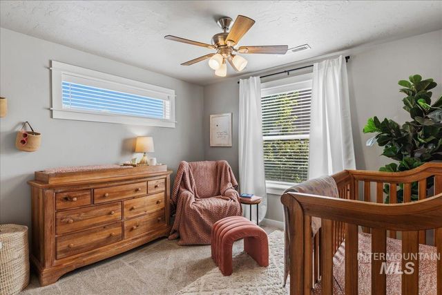 5770 E Walbrook St, Nampa, ID 83687