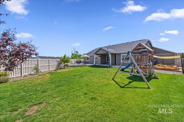 5770 E Walbrook St, Nampa, ID 83687