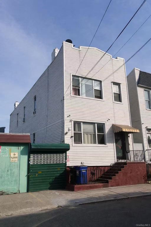 5436 Nurge Avenue, Maspeth, NY 11378