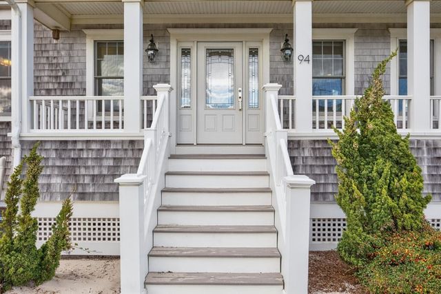 94 Horsefoot Path, Dennis, MA 02638