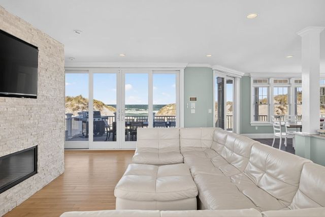 94 Horsefoot Path, Dennis, MA 02638