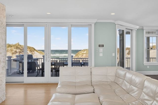 94 Horsefoot Path, Dennis, MA 02638