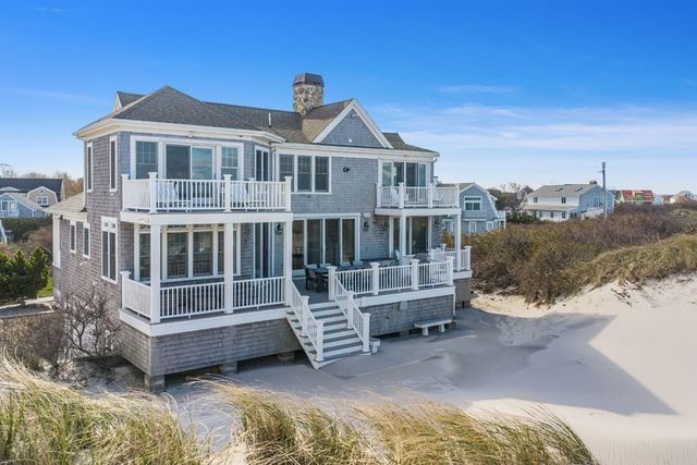 94 Horsefoot Path, Dennis, MA 02638