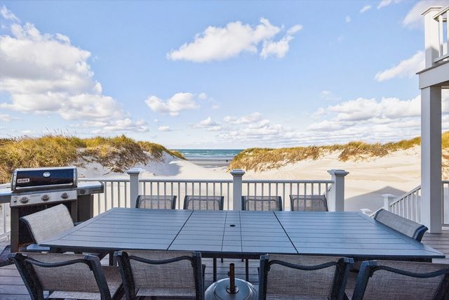 94 Horsefoot Path, Dennis, MA 02638