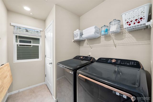 18785 Lipoma Place E, Puyallup, WA 98374