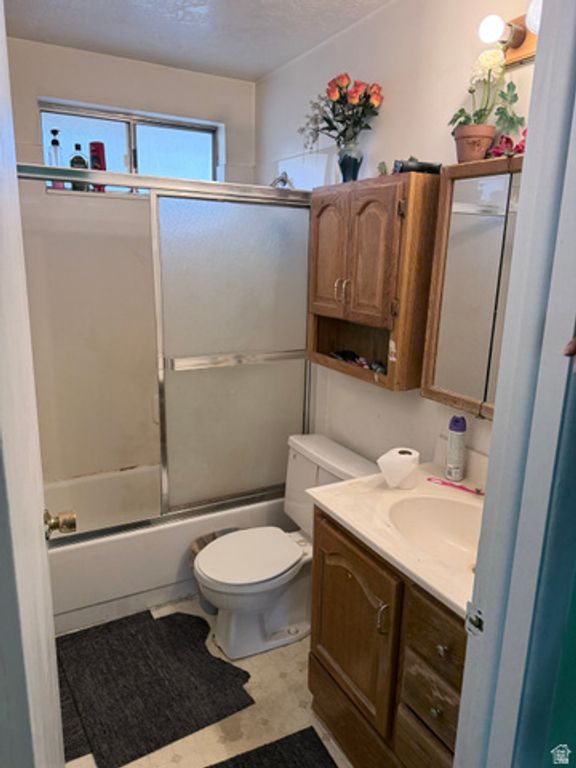 Image 7 of property listing at 5063 S WESTWIND WAY, Salt Lake City, UT 84118