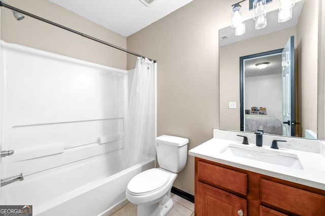 1501 Glen Ivy BLDG 15, Marietta, GA 30062