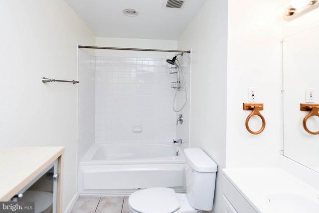 1651 GALES ST NE, Washington, DC 20002