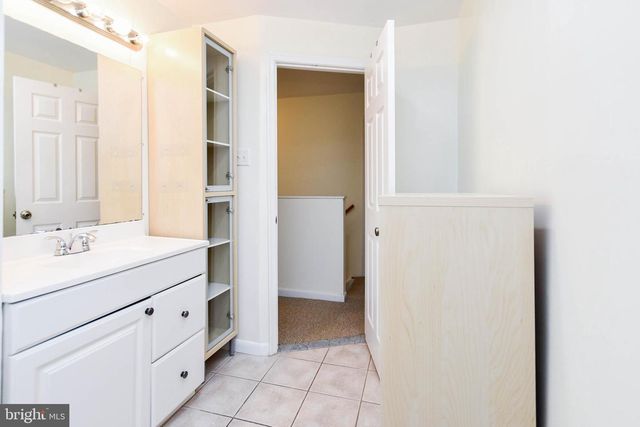 1651 GALES ST NE, Washington, DC 20002