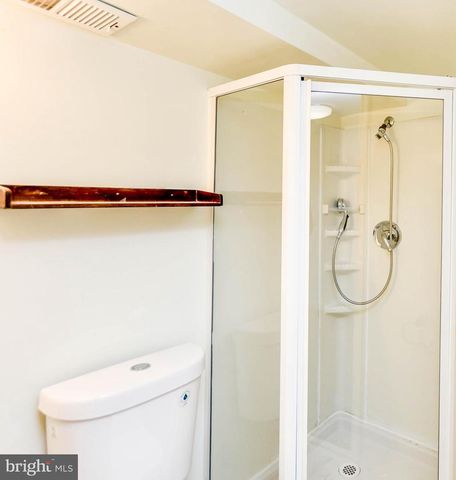 1651 GALES ST NE, Washington, DC 20002