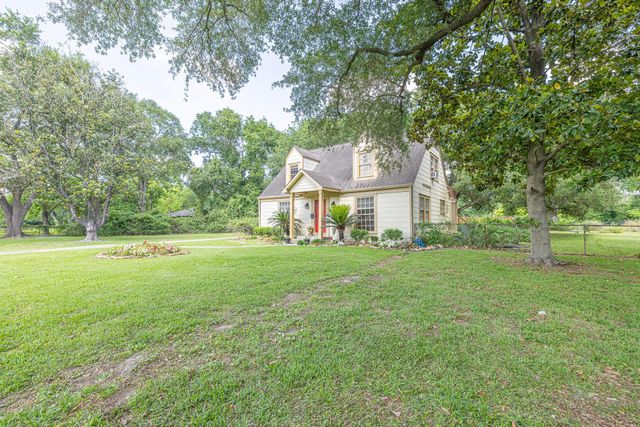 8548 Findlay Street, Houston, TX 77017