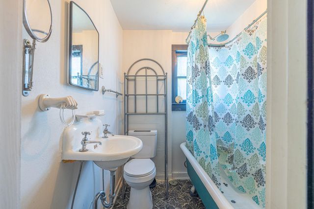 8548 Findlay Street, Houston, TX 77017