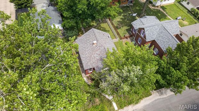 634 N Metter Avenue, Columbia, IL 62236