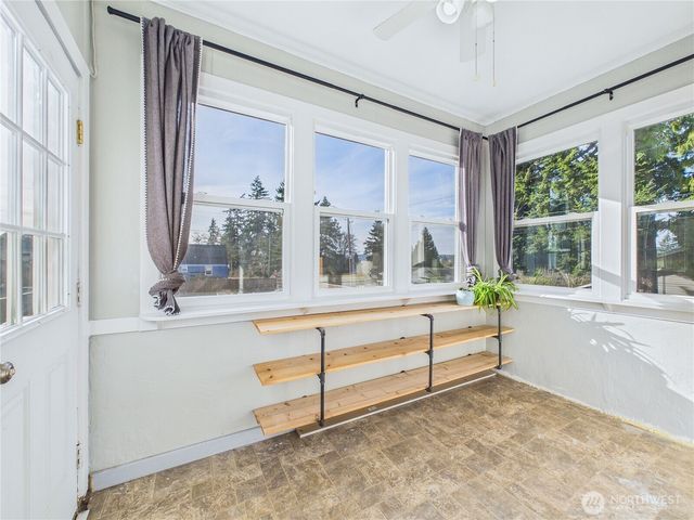 2103 E 21st Street, Bremerton, WA 98310