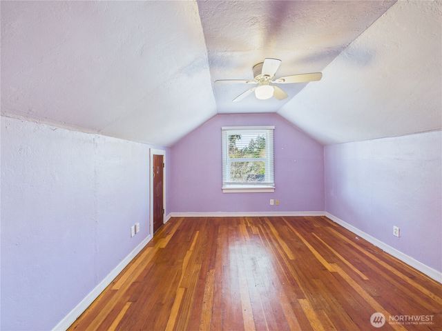 2103 E 21st Street, Bremerton, WA 98310