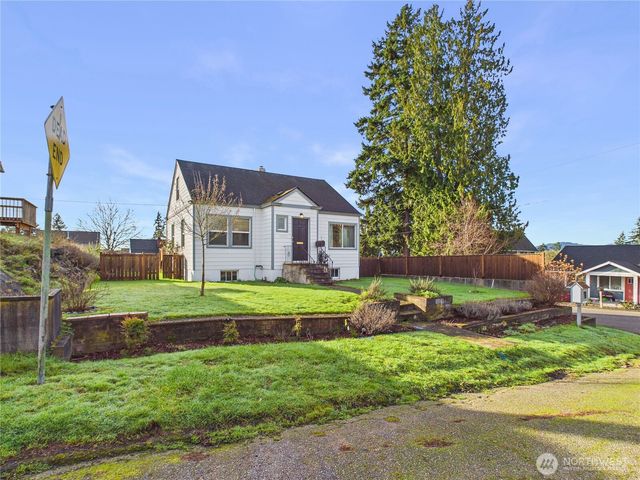 2103 E 21st Street, Bremerton, WA 98310