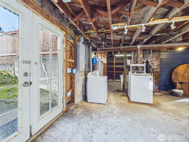 2103 E 21st Street, Bremerton, WA 98310