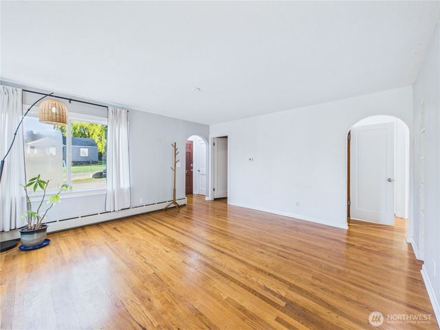 2103 E 21st Street, Bremerton, WA 98310