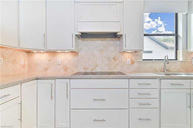 14589 Laguna DR, Fort Myers, FL 33908