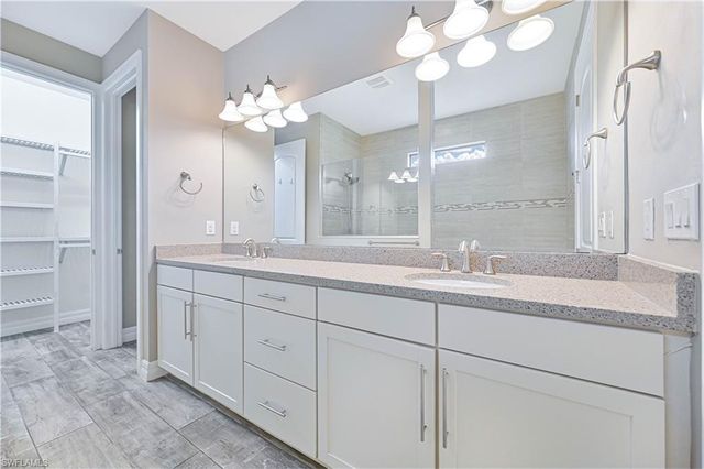 14589 Laguna DR, Fort Myers, FL 33908