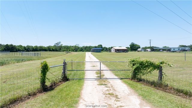 7271 County Road 118, Iola, TX 77861