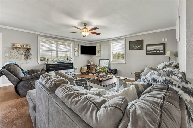 7271 County Road 118, Iola, TX 77861