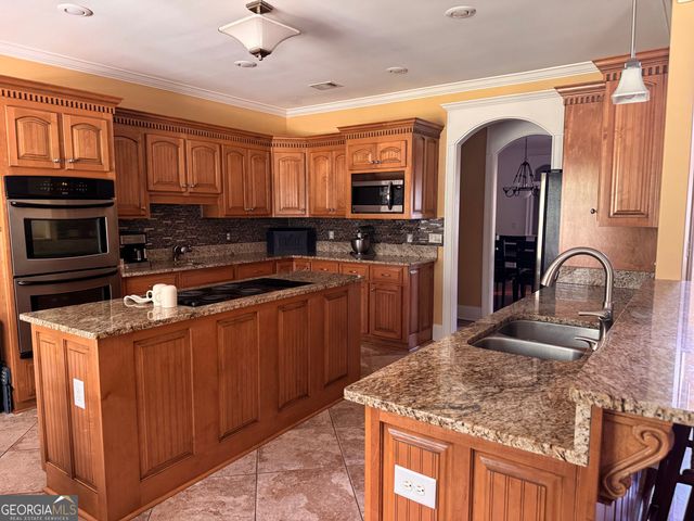 610 Cannock Court, Bonaire, GA 31005