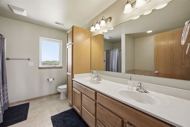 220 E Jefferson Street, North Liberty, IA 52317