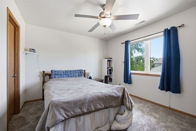 220 E Jefferson Street, North Liberty, IA 52317