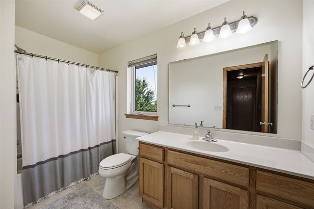 220 E Jefferson Street, North Liberty, IA 52317