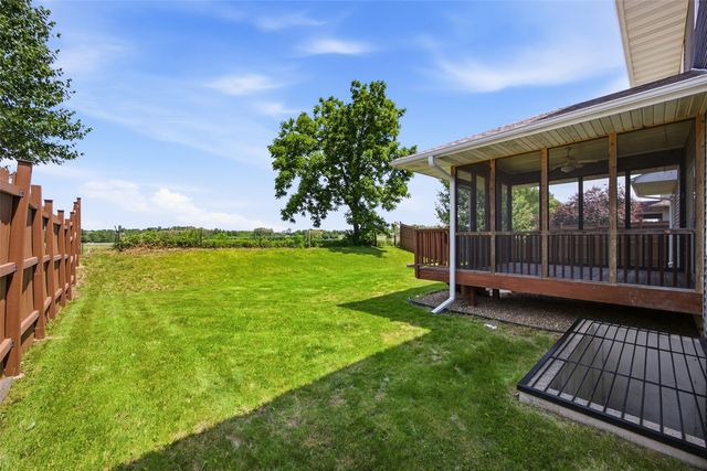 220 E Jefferson Street, North Liberty, IA 52317