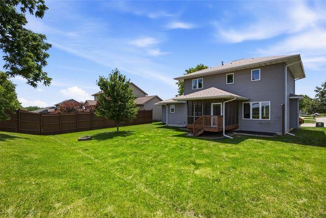 220 E Jefferson Street, North Liberty, IA 52317