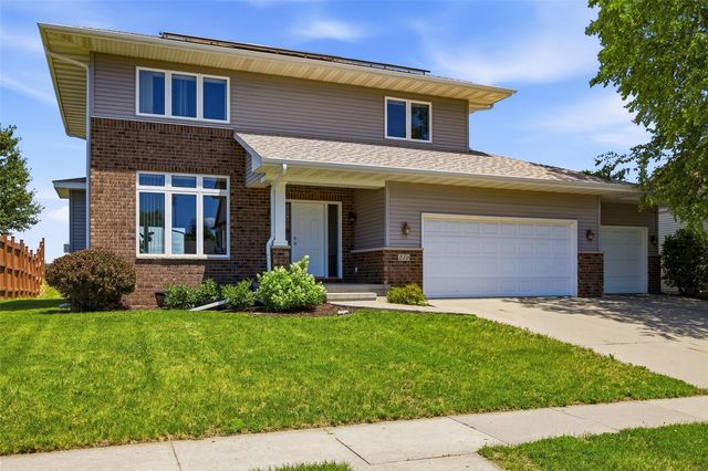 220 E Jefferson Street, North Liberty, IA 52317