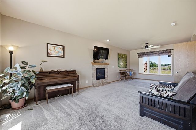 220 E Jefferson Street, North Liberty, IA 52317