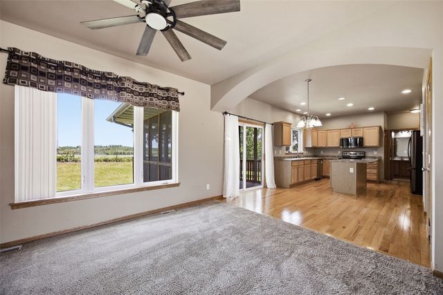 220 E Jefferson Street, North Liberty, IA 52317