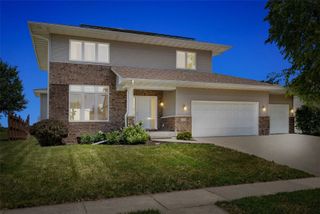 220 E Jefferson Street, North Liberty, IA 52317