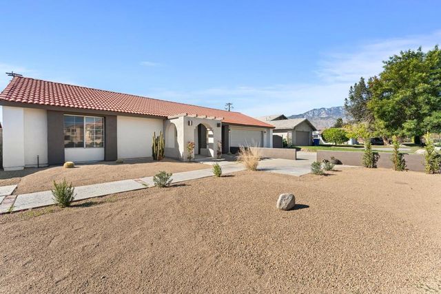 68045 Vista Chino, Cathedral City, CA 92234