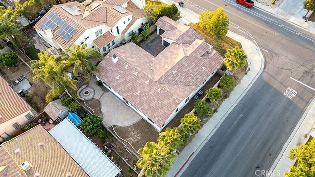 239 Monument Parkway, Perris, CA 92570