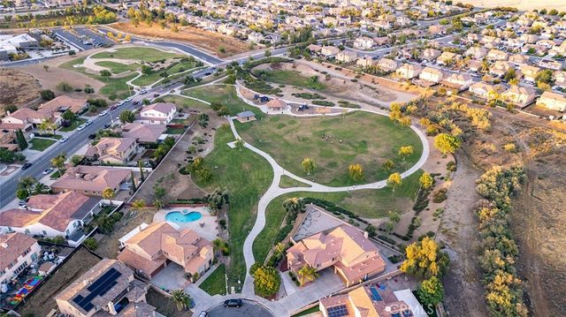 239 Monument Parkway, Perris, CA 92570