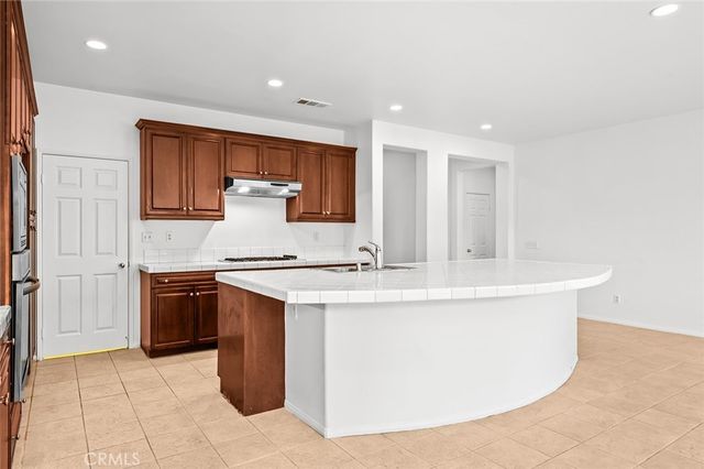 239 Monument Parkway, Perris, CA 92570