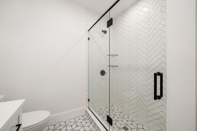 136 West Eighth Four, Boston, MA 02127