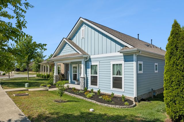 2072 Kirkwall Dr, Nolensville, TN 37135