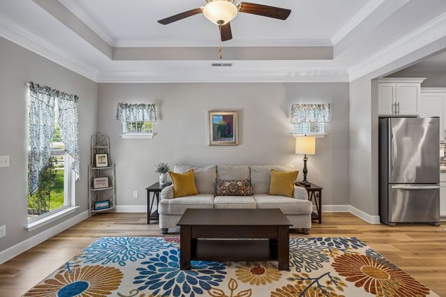 2072 Kirkwall Dr, Nolensville, TN 37135