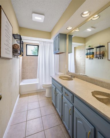 574 Calvert Court, Lewisville, TX 75067