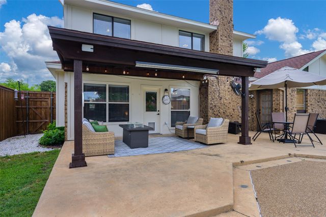 574 Calvert Court, Lewisville, TX 75067