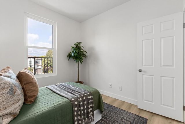 1136 Monterey Place, Encinitas, CA 92024