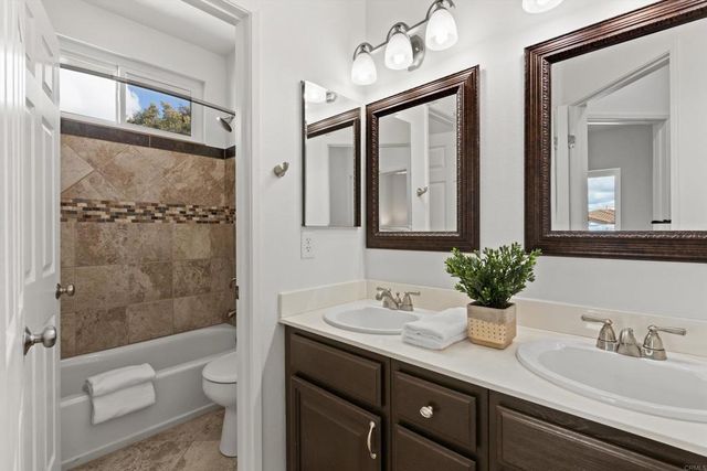 1136 Monterey Place, Encinitas, CA 92024