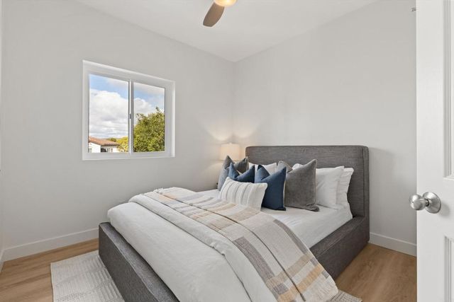 1136 Monterey Place, Encinitas, CA 92024
